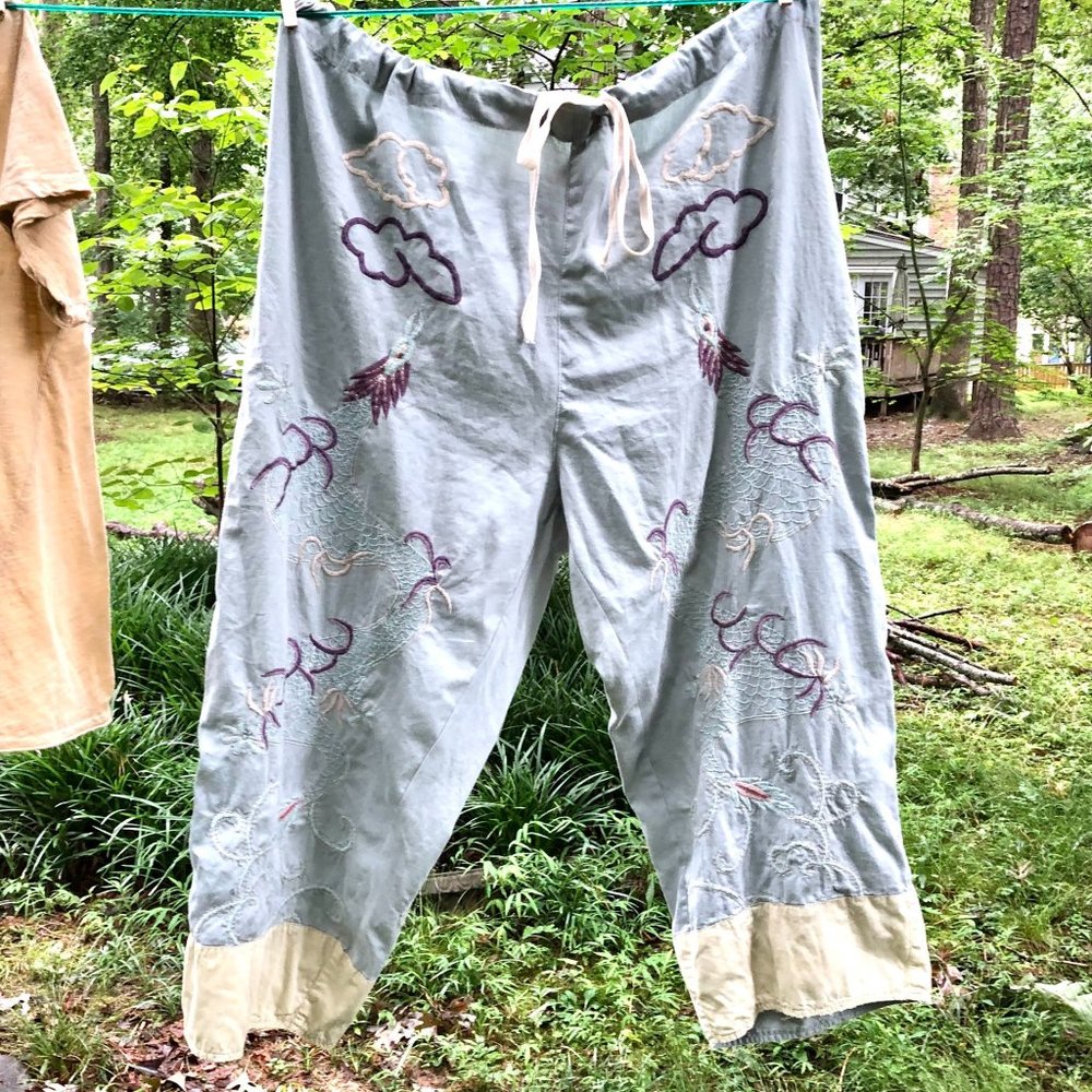Magnolia Pearl Alyce embroidered Dragon pants - Picture 1 of 4